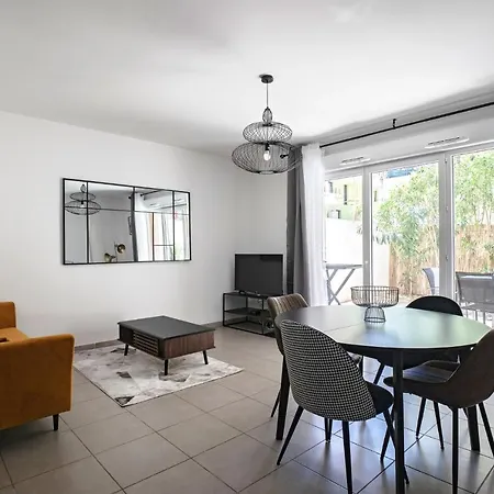 Apartamento L'olympia, Parking Prive, 4 Pers, Wifi