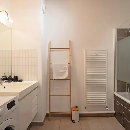 L'olympia, Parking Prive, 4 Pers, Wifi Apartamento *